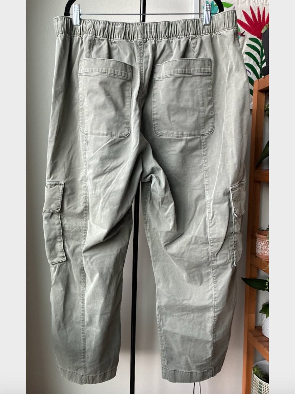 Abercrombie & Fitch Olive Green Baggy Cargo Pull-On Pant - Size XL - Picture 8 of 12